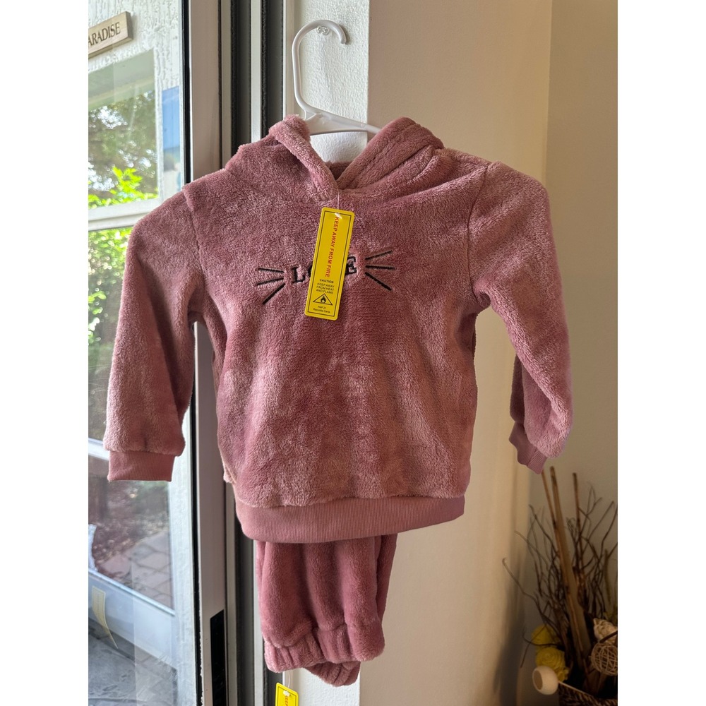 SHEIN Girls Fuzzy Hoodie Sweatshirt Pants Set Kids Loungewear Outfit‎ 2-3 yr NWT
